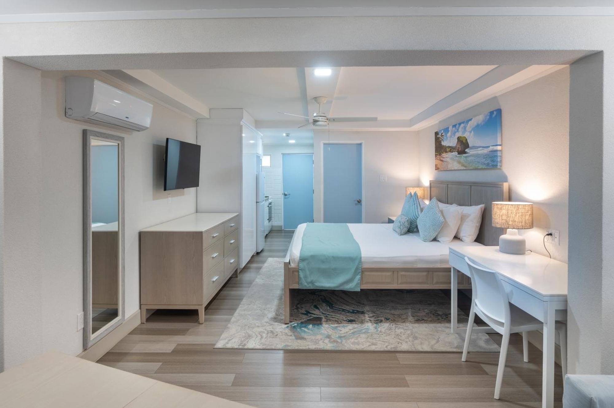 Blue Haven Apartment *