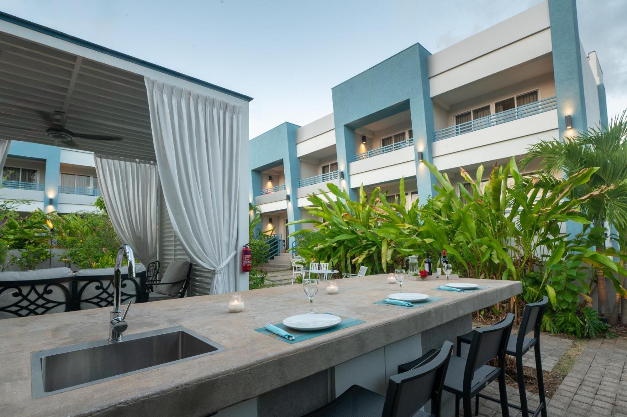 Blue Haven Apartment *